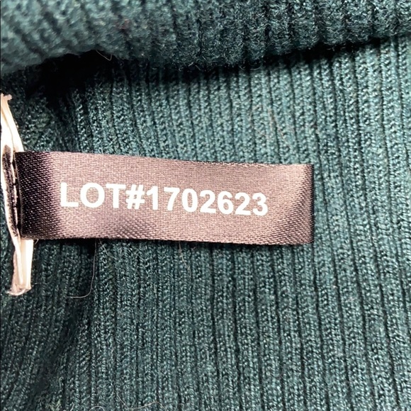 Green Ribbed Long Sleeved Shirt Sz M - Picture 9 of 10